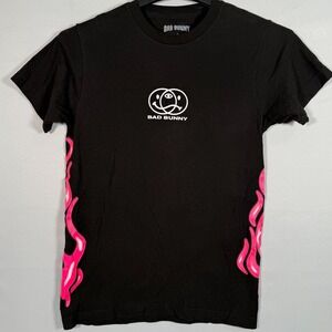 BAD BUNNY Small Tee Shirt with Pink Flames Puerto Rico Rap Singer‎ Chest 32"